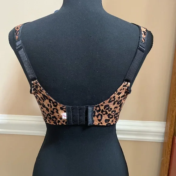 Wacoal Leopard Print Women's Bra - Picture 2 of 2